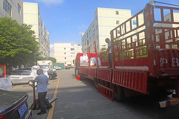  8181801威尼斯科技-美东汇成医疗自动化装备今日交付