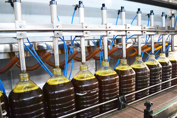 液体灌装机怎样使油漆和涂料行业受益？